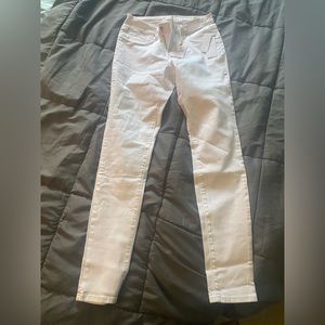 New with tags, white Jessica Simpson skinny jeans
